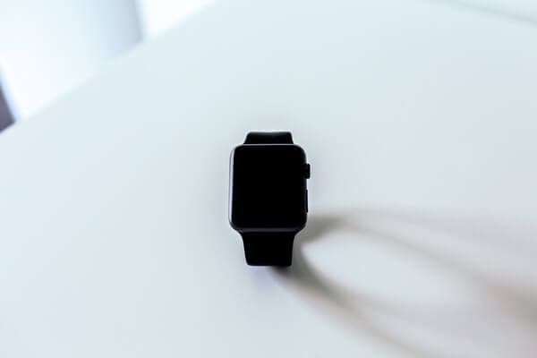 odstraňte aktivační zámek na Apple Watch