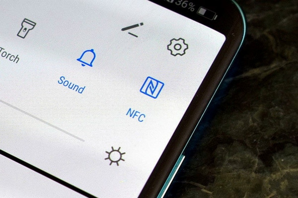 Перенос фотографий с Android на Android с помощью NFC